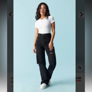 3/$30 NWT! Refuge Osaka Black Distressed high waisted loose fit Jean size 00
